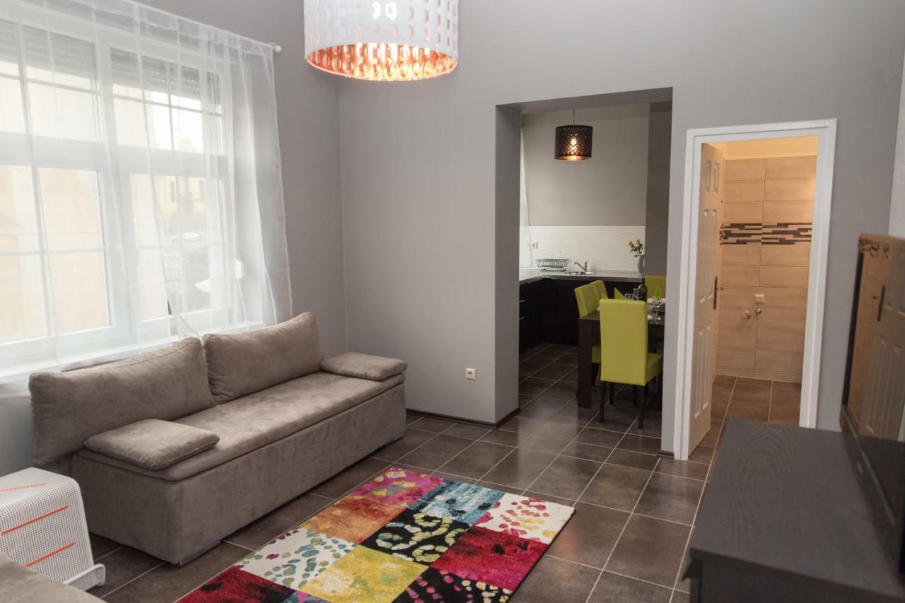 Deakvilla37 Apartman 埃格尔 外观 照片